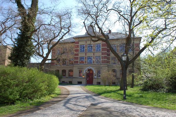 Bild vergrößern: Luisenschule