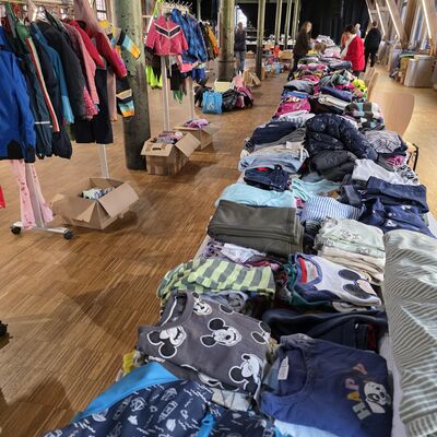 Bild vergrößern: Eindrcke von der Weihnachtsbrse 2026