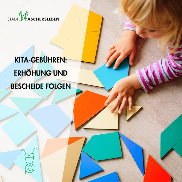 Bild vergr&ouml;&szlig;ern: Kind baut im Hintergrund Puzzle zusammen