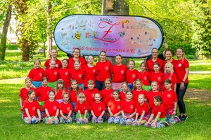 Bild vergr&ouml;&szlig;ern: die Tanzgruppe "Ramba Zamba Kids"