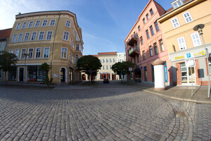 Bild vergr&ouml;&szlig;ern: Blick vom Markt zum Tie