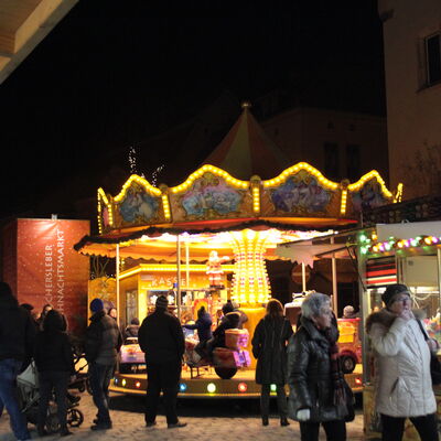 Bild vergrößern: Aschersleber Weihnachtsmarkt