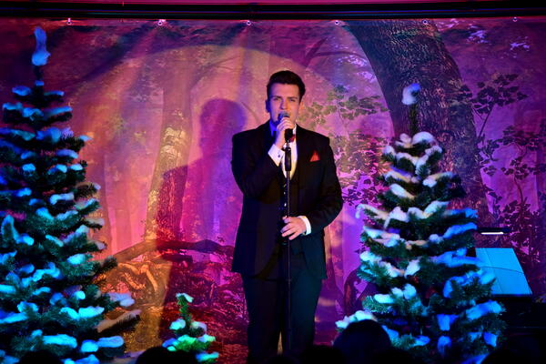 Bild vergrößern: Weihnachtskonzert mit Entertainer Enrico Scheffler
