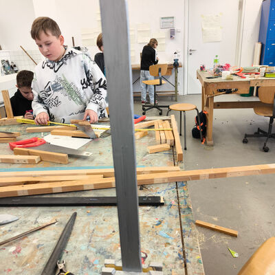 Bild vergrößern: 2025-02 GS Pfeilergraben Plastik (5)