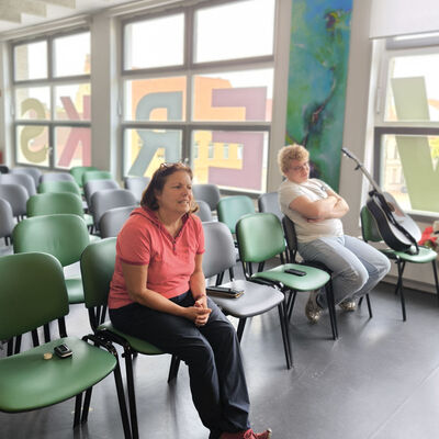 Bild vergrößern: 2025-09 Sek ASchweitzer Theater (7)