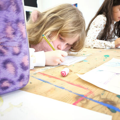 Bild vergrößern: 2025-11 GS Montessori Illustration (3)