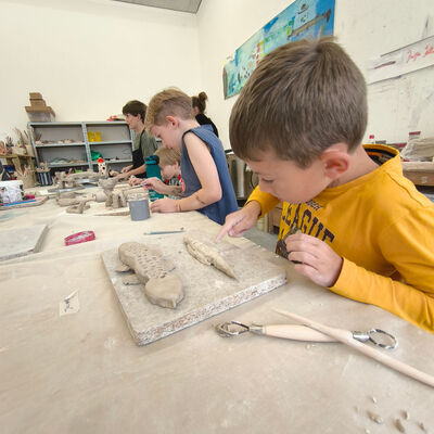 Bild vergrößern: 2025-11 GS Montessori Plastik (6)