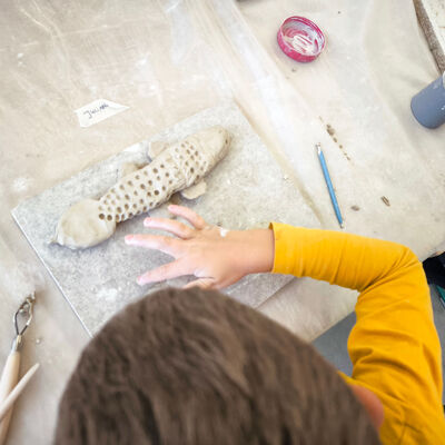 Bild vergrößern: 2025-11 GS Montessori Plastik (7)