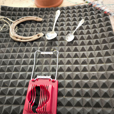 Bild vergrößern: 2015-11 GS Montessori Musik&Schrott (5)