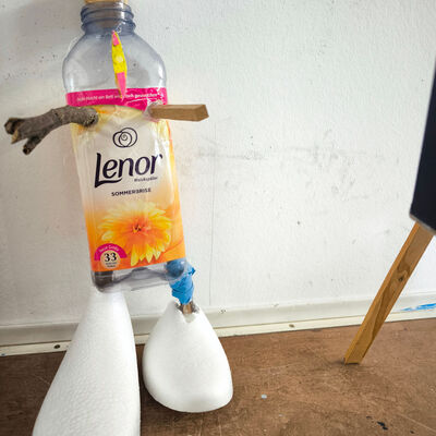 Bild vergrößern: 2015-11 GS Montessori Musik&Schrott (17)