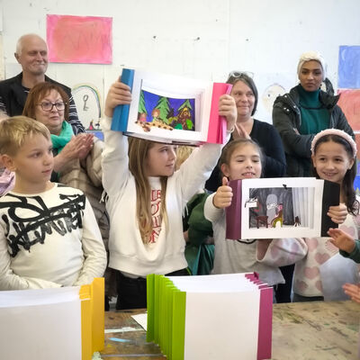 Bild vergr&ouml;&szlig;ern: 2025-11 GS Montessori Pr&auml;sentation Tunnelbuch (26)