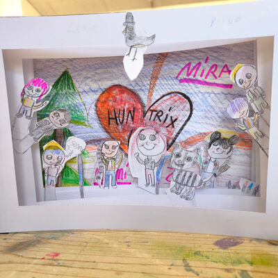 Bild vergr&ouml;&szlig;ern: 2025-11 GS Montessori Pr&auml;sentation Tunnelbuch (31)