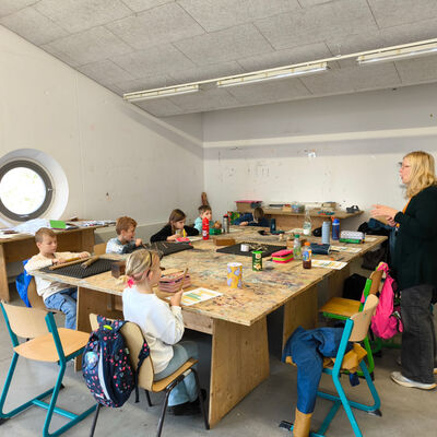 Bild vergrößern: 2025-11 GS Mehringen Musik und Schrott (8)