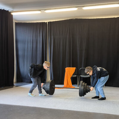 Bild vergrößern: 2025-11 GS Mehringen Theater (11)