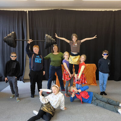 Bild vergrößern: 2025-11 GS Mehringen Theater (21)