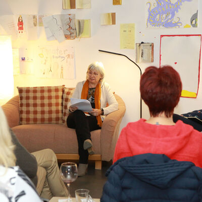 Bild vergrößern: 2025-11 Buchpremiere 9 POV (9)