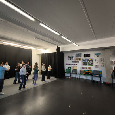 Bild vergr&ouml;&szlig;ern: 2026-01 Sek Burgschule Tanz (11)