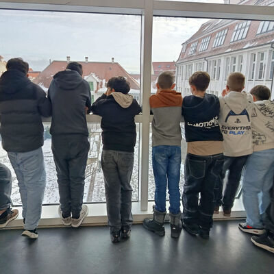 Bild vergr&ouml;&szlig;ern: 2026-01 Sek Burgschule Pr&auml;sentation Fotgrafie (27)