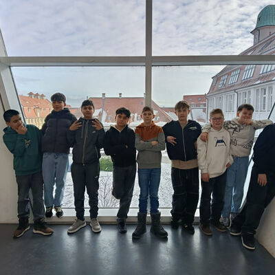 Bild vergr&ouml;&szlig;ern: 2026-01 Sek Burgschule Pr&auml;sentation Fotgrafie (28)