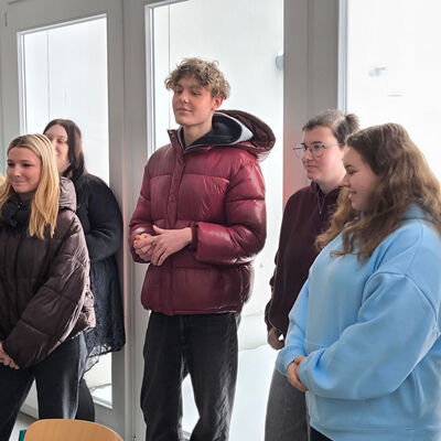 Bild vergr&ouml;&szlig;ern: 2026-01 BBS Wema Pr&auml;sentation Schmuck (4)