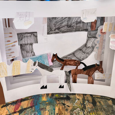 Bild vergr&ouml;&szlig;ern: 2025-02 GS Pfeilergraben Pr&auml;sentation Buch (8)