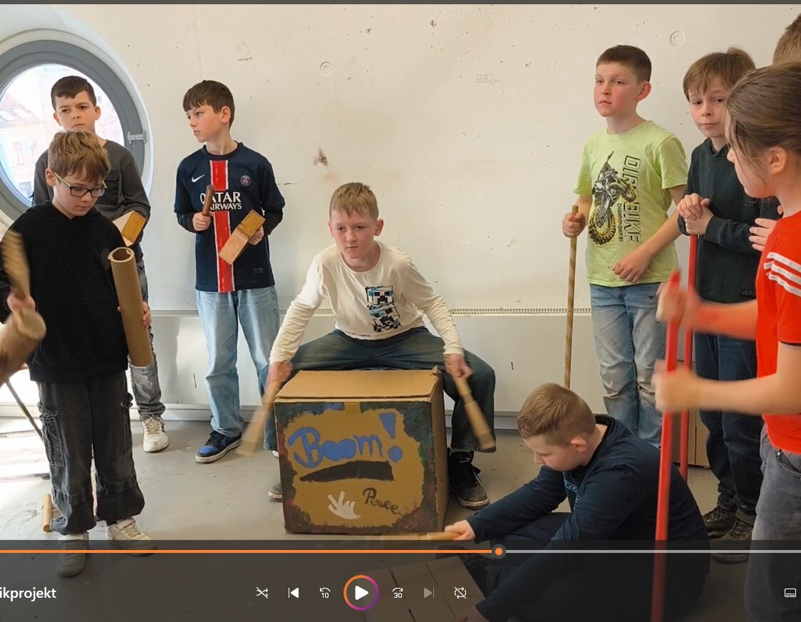 Kurzer Mitschnitt aus derm Musikprojekt