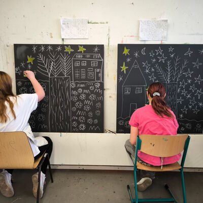 Bild vergr&ouml;&szlig;ern: 2026-03 Pestalozzi Malerei (1)