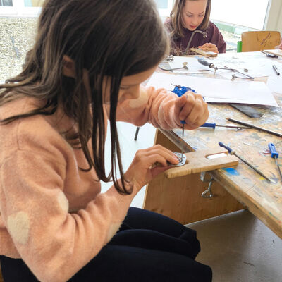 Bild vergr&ouml;&szlig;ern: 2026-03 AOS Schmuck (14)