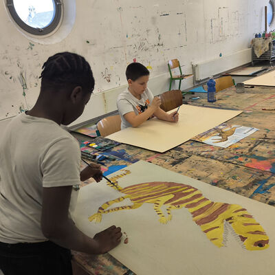 Bild vergr&ouml;&szlig;ern: 2026-04 GS Sta&szlig;furter H&ouml;he Malerei1 (3)