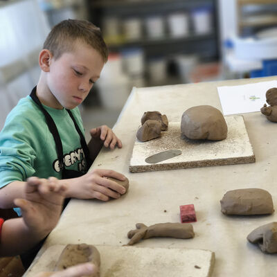 Bild vergr&ouml;&szlig;ern: 2026-04 GS Sta&szlig;furter H&ouml;he Keramik (11)