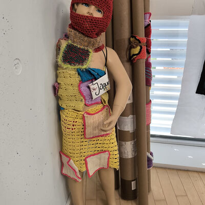Bild vergr&ouml;&szlig;ern: 2026-09 Sek ASchweitzer Pr&auml;sentation Textil (6)